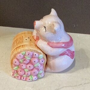 BH Pony vintage pig and apple basket salt and pepper shakers